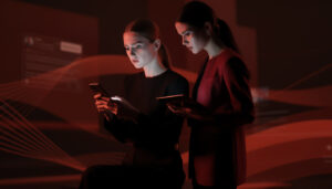 un influenceur français fait polémique en iran, accusé de diffuser la propagande des mollahs sur les réseaux sociaux, suscitant un vif débat sur son rôle et ses intentions.